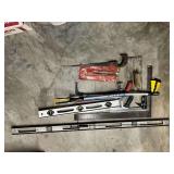 Pair of aluminum levels 2' & 4', square