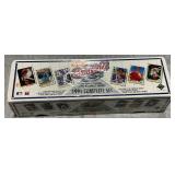 Upper Deck Baseball 1991 Edition 3-D team holograms and baseball cards