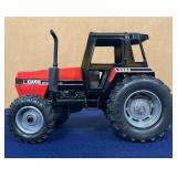 Case IH 2294 Tractor