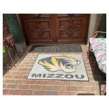Mizzou rug 34" x 45" and pair of outdoor mats