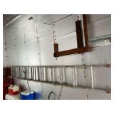 Aluminum extension ladder, 20