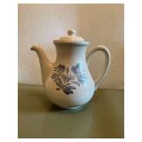 Pfaltzgraff tea pot, No. 7-490