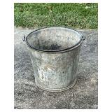 Galvanized bucket, 10" T