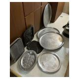 Large baking sheets and platters up to 28" W