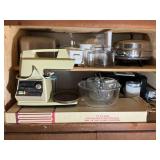 Small appliances, Cuisinart toaster and Pro Plus Juicer