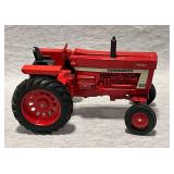 ERTL IH 966 Farmall tractor die cast