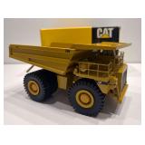 Caterpillar Off-Highway truck, Cat 789, in original box, Model 2725
