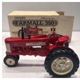ERTL IH Farmall 350 in original box and plastic