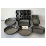 Assorted Metal Bakeware