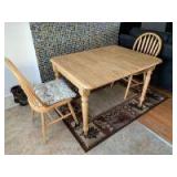 Oak table with one leaf 46 x 35 and 4 chairs