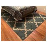 8 x 10 blue and white rug