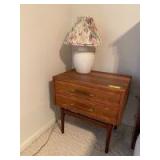 American of Martinsville two draw walnut spindle leg end table and small table lamp