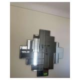 Decorator mirror 41' sq