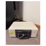 Sentry safe 1103 w key