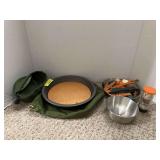 Firebox camp pan, bowl and accessories
