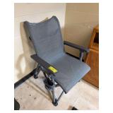 Yeti folding chair and bag