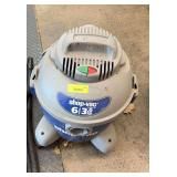 6 gallon shop vac No attachments