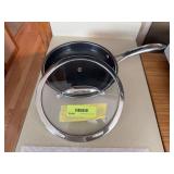 Hexclad 8.5' skillet w/ lid