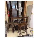 36 sq pub table and (4) 24' bar stools Table is scratched