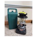 Coleman Dual Fuel camp lantern w/ carry case