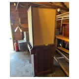 25x75 rolling display cabinet w corkboard top and cupboard bottom