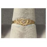 Size 8 ring marked 14K