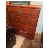 Pine chest of drawers