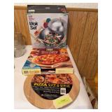Wok set, pizza stone and rack, Bemis 14” pizza board