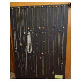 40 +\- Womens necklaces, these have not been sorted