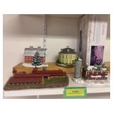 4 miniature cast resin classic barns Ertl and Bartley