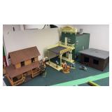 Wells Fargo Express office, house, shed and figures