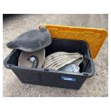 Papier-mâché geese decoys tote included