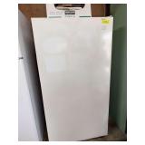 Maytag upright freezer 28D x 30L x 60H