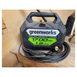 Greenworks 1700 psi electric power washer w/extension cord