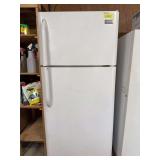 Frigidaire Refrigerator Freezer 30D x 30L x 67H