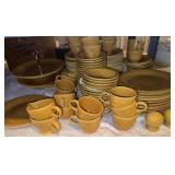 Many pieces uncounted, unsorted Homer Laughlin Casualstone dishes