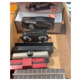5 MARX train cars and car radio