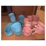 Homer Laughlin oven serve dishes in blue and pink