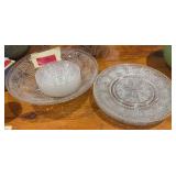 Berry bowl set w serving bowl, 5 bowls and (4) 9” plates