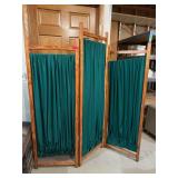 60" dressing screen