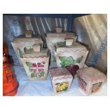 4pc canister set w matching S&P