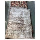 2’8”x4’ area rug