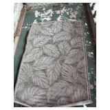 4’x6’ unique loom area rug