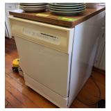 Maytag dishwasher Model MDC5100AWW