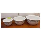 Corelle stoneware nested  mixing bowls, missing 1.5qt