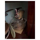 Baking pans and Sunbeam Mixmaster