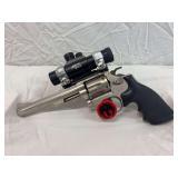 Taurus 357 Magnum serial number 37390 with Tasco pro point scope
