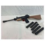 Wilkinson Arms model Terry 9MM Luger, Parma, Idaho serial number 881080 with five large magazines
