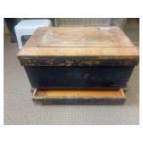 Antique wooden storage foot locker box 22 x 15 x 13