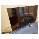 TCL Roku 32" TV with remote